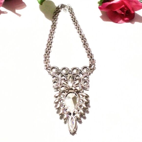 Stunning Silver Tone Black and Clear Rhinestone Statement Necklace - Picture 7 of 7